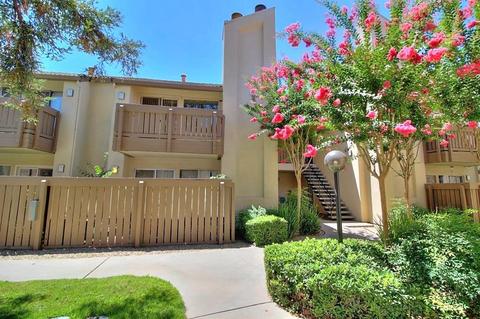 3701 Colonial Dr #44, Modesto, CA 95356 photo 1