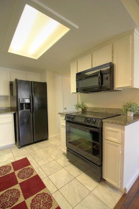 3701 Colonial Dr #44, Modesto, CA 95356 photo 18