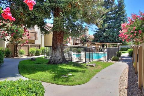 3701 Colonial Dr #44, Modesto, CA 95356 photo 5