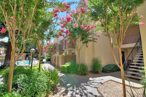 3701 Colonial Dr #44, Modesto, CA 95356 photo 3