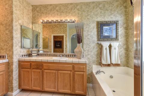 712 Moore Way, Folsom, CA 95630 photo 16