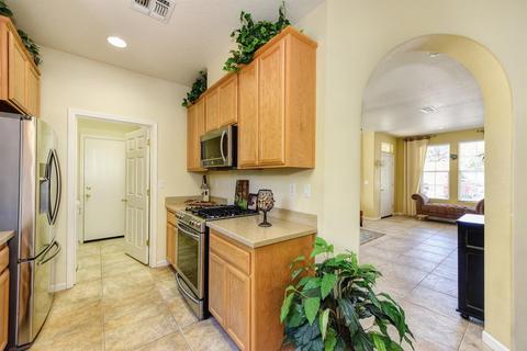 712 Moore Way, Folsom, CA 95630 photo 11