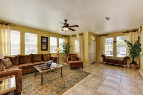 712 Moore Way, Folsom, CA 95630 photo 5