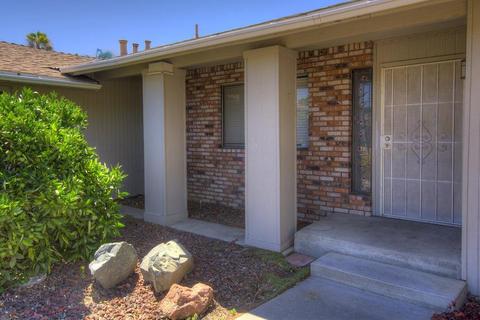 2500 Peppermint Dr, Modesto, CA 95355 photo 5