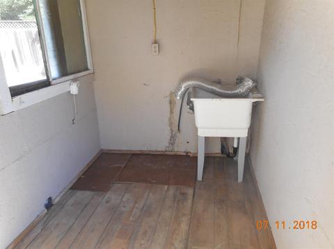 608 Fig Ln, Newman, CA 95360 photo 18