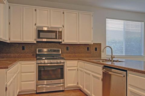 82 Diggins Dr, Folsom, CA 95630 photo 8