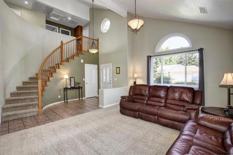 5821 Devon Dr, Rocklin, CA 95765 photo 3