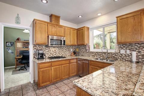 5821 Devon Dr, Rocklin, CA 95765 photo 11