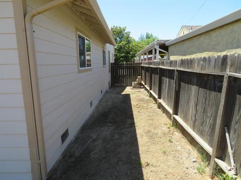 233 Palin Ave, Galt, CA 95632 photo 17
