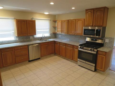233 Palin Ave, Galt, CA 95632 photo 2