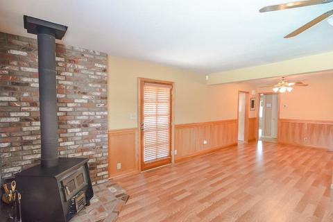 135 E Whittier Ave, Tracy, CA 95376 photo 6