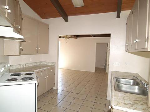 3208 Shane Ln, Modesto, CA 95355 photo 8