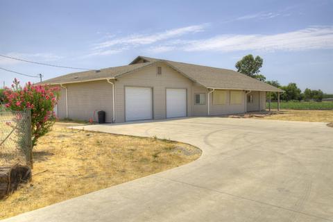 7860 E Whitmore, Hughson, CA 95326 photo 2