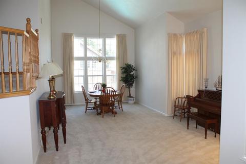 1385 Yorkshire Loop, Tracy, CA 95376 photo 3