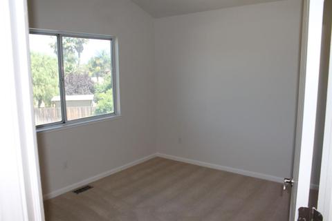 1385 Yorkshire Loop, Tracy, CA 95376 photo 17