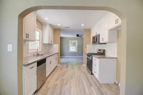 1508 Normandy Dr, Modesto, CA 95351 photo 5