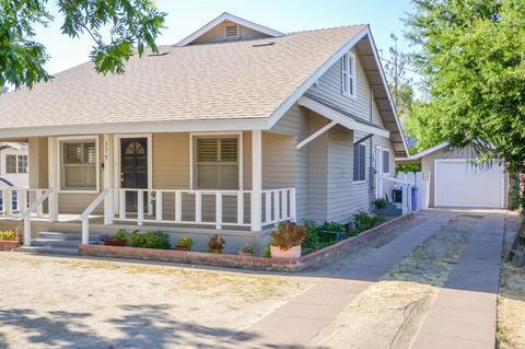 379 Flower St, Turlock, CA 95380 photo 2