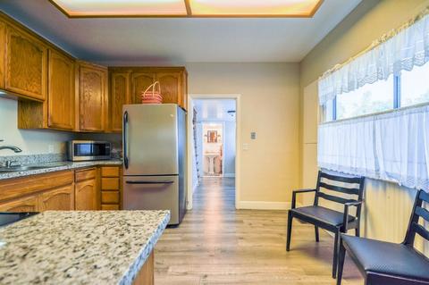 379 Flower St, Turlock, CA 95380 photo 8
