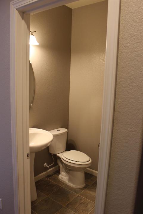 2343 Mumbert Dr, Manteca, CA 95337 photo 4