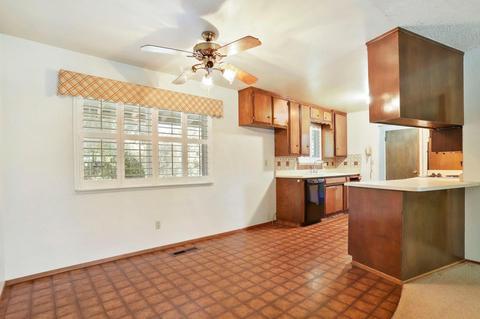 5151 E Harney Ln, Lodi, CA 95240 photo 10