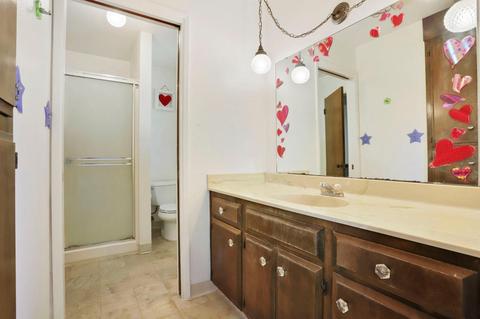5151 E Harney Ln, Lodi, CA 95240 photo 32