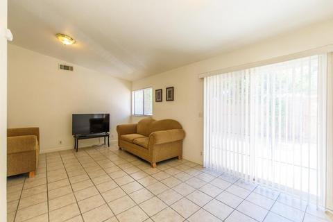 2001 Olive Branch Dr, Modesto, CA 95351 photo 9