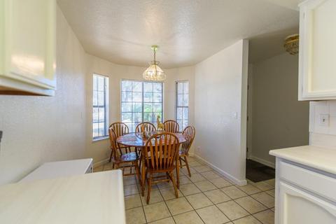 2001 Olive Branch Dr, Modesto, CA 95351 photo 6