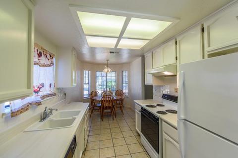 2001 Olive Branch Dr, Modesto, CA 95351 photo 4