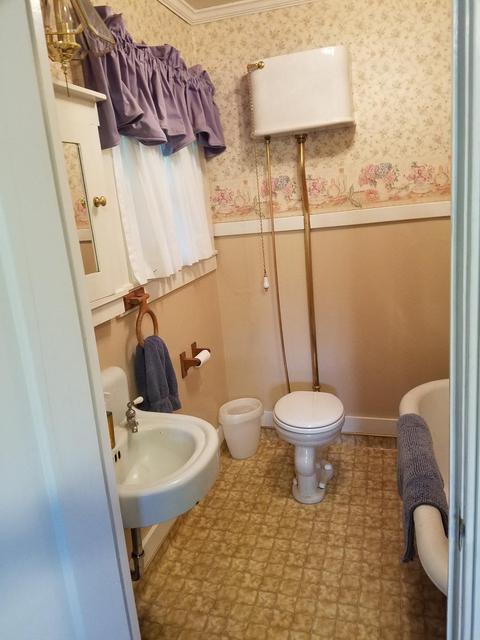 211 Hoffman St, Jackson, CA 95642 photo 7