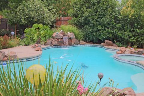 2329 Gunn Rd, Carmichael, CA 95608 photo 1
