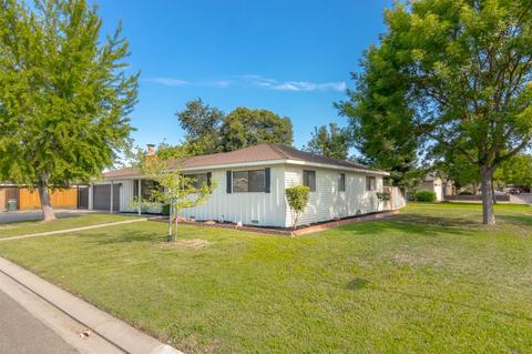 1501 E Coolidge Ave, Modesto, CA 95355 photo 1