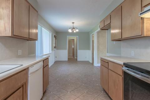 1501 E Coolidge Ave, Modesto, CA 95355 photo 11