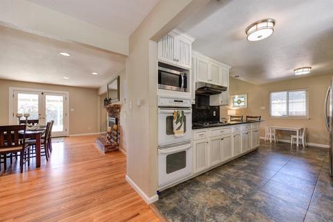 1412 Meredith Way, Carmichael, CA 95608 photo 4