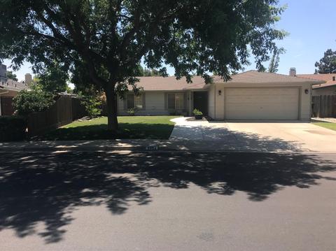 2704 Lahontan Dr, Modesto, CA 95358 photo 1