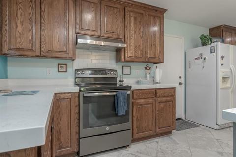 1916 Kienitz Ave, Modesto, CA 95355 photo 12