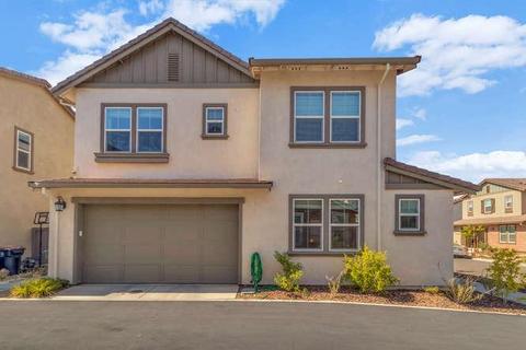 1709 Vine St, Davis, CA 95616 photo 2