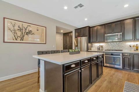 1709 Vine St, Davis, CA 95616 photo 10