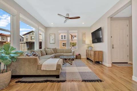 1709 Vine St, Davis, CA 95616 photo 5