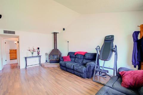 4128 Goldust Dr, Modesto, CA 95355 photo 3