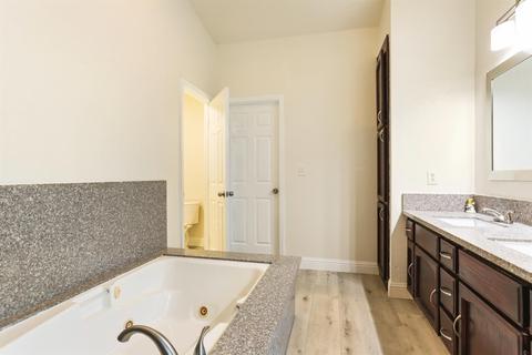 2065 Foothill Ranch Dr, Tracy, CA 95377 photo 7