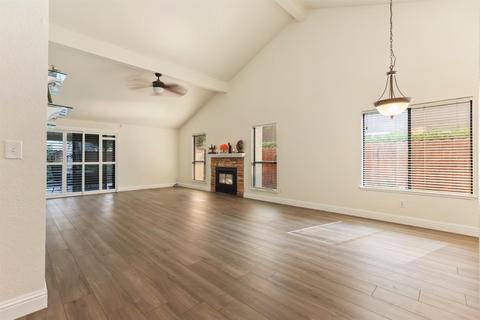 2065 Foothill Ranch Dr, Tracy, CA 95377 photo 2