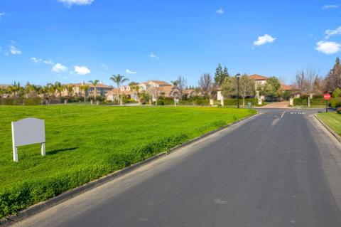 28051 Treehouse, Tracy, CA 95304 photo 16