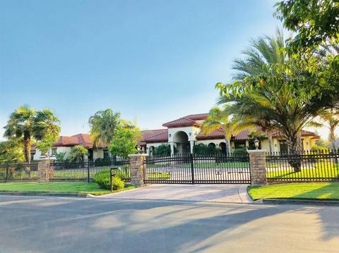 28051 Treehouse, Tracy, CA 95304 photo 3