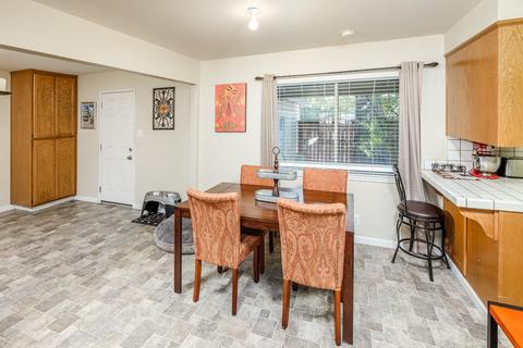2320 Walnut Ave, Carmichael, CA 95608 photo 8