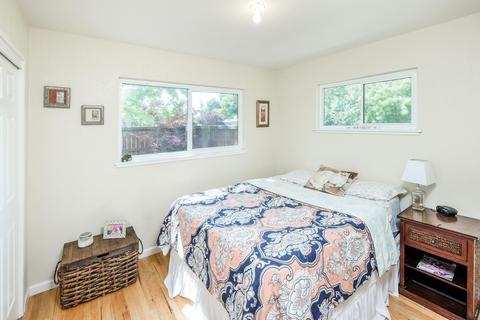 2320 Walnut Ave, Carmichael, CA 95608 photo 17