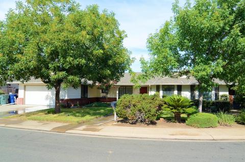 1304 Chardonnay Ct, Ceres, CA 95307 photo 1