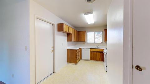 1624 Galvez Ave, Modesto, CA 95355 photo 6