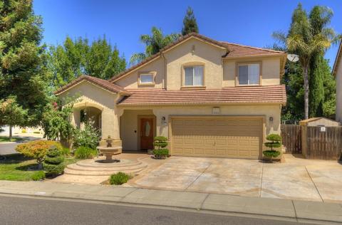 1725 Carousel Dr, Modesto, CA 95356 photo 1