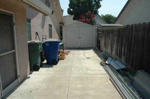650 Comstock Ln, Manteca, CA 95336 photo 17