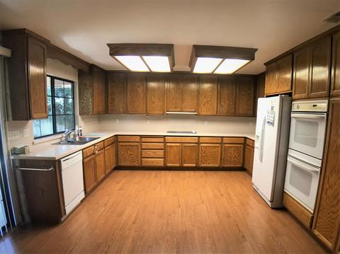 650 Comstock Ln, Manteca, CA 95336 photo 5